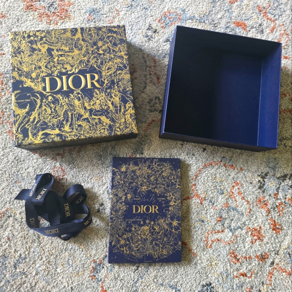 NEW Dior Constellation Notebook Gift Bundle! - Picture 1 of 10